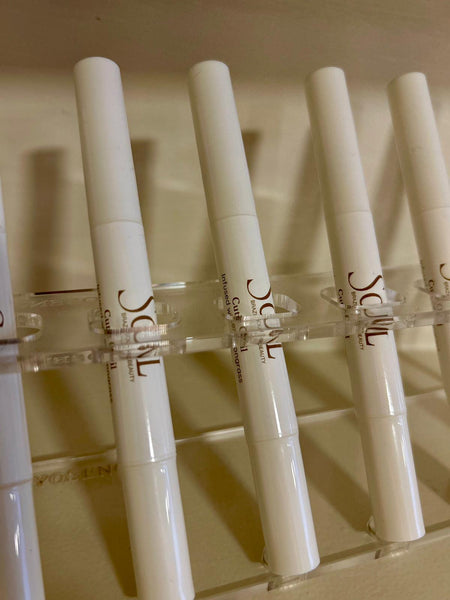 Cuticle Revitalizing Oil Pen